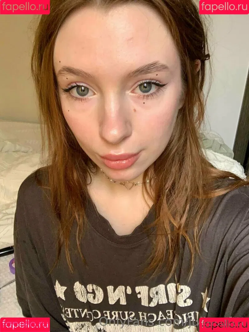 juliabloomy Onlyfans Photo Gallery 