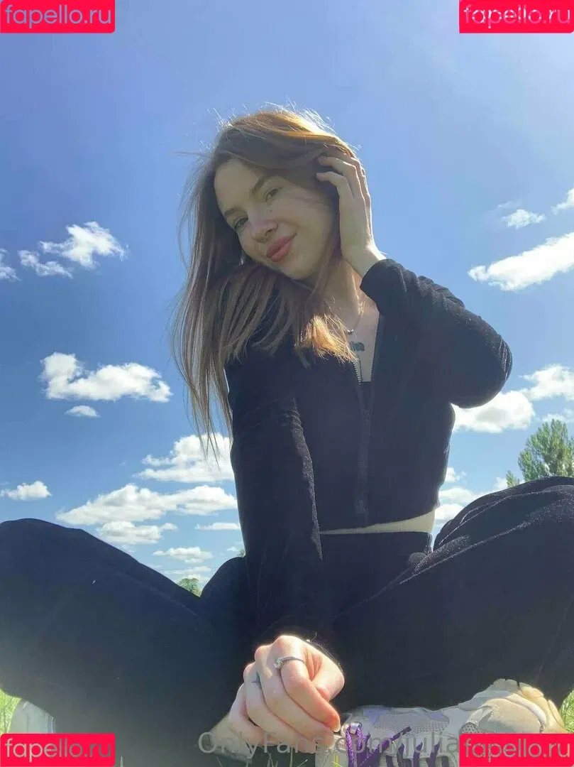 juliabloomy Onlyfans Photo Gallery 