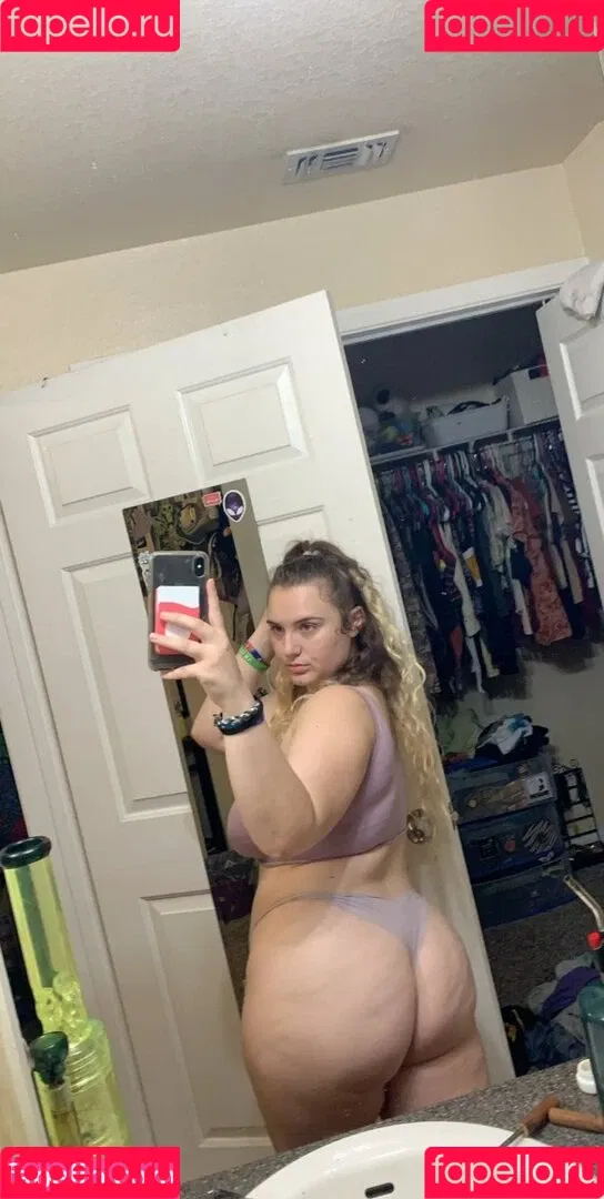 Sapphire Onlyfans Photo Gallery 