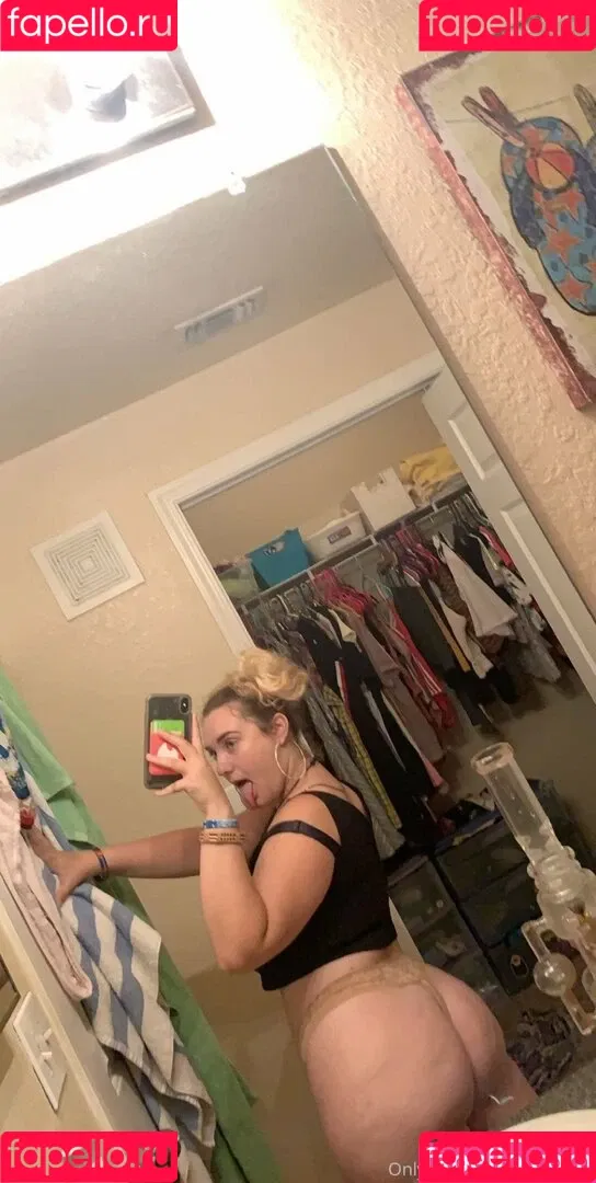 Sapphire Onlyfans Photo Gallery 