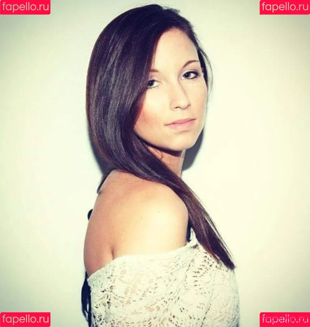 Anastasija Lukic Onlyfans Photo Gallery 