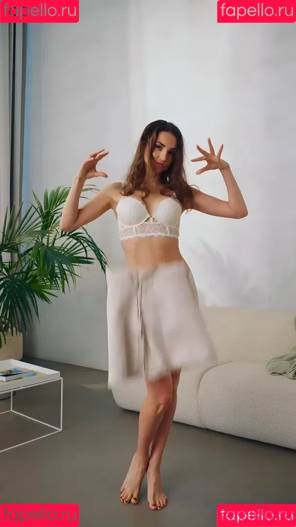 Ekaterina Leonova Onlyfans Photo Gallery 