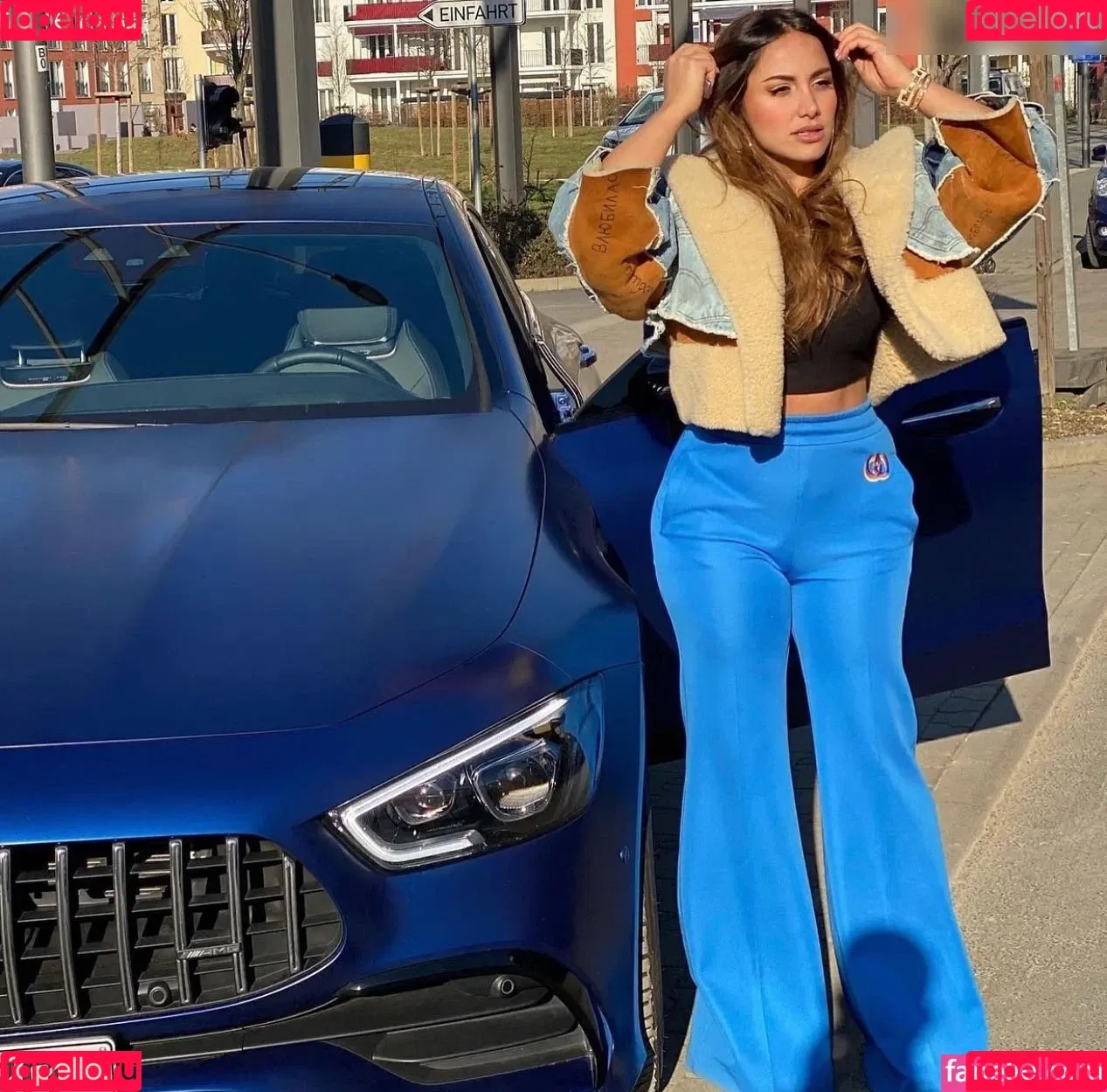 Enissa Amani Onlyfans Photo Gallery 