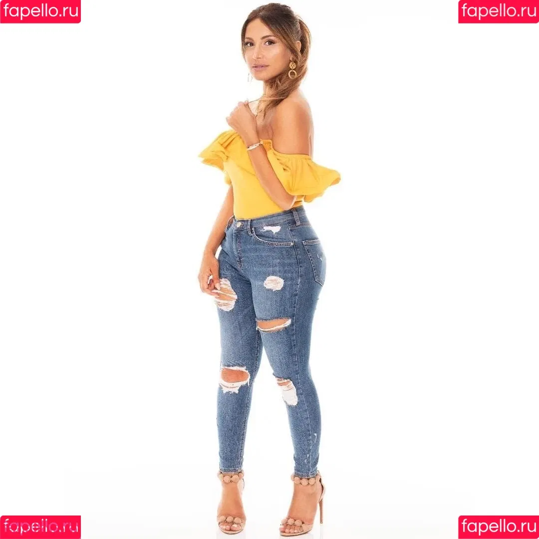 Enissa Amani Onlyfans Photo Gallery 