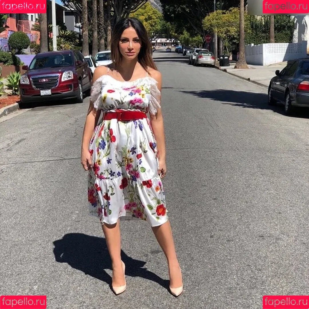 Enissa Amani Onlyfans Photo Gallery 