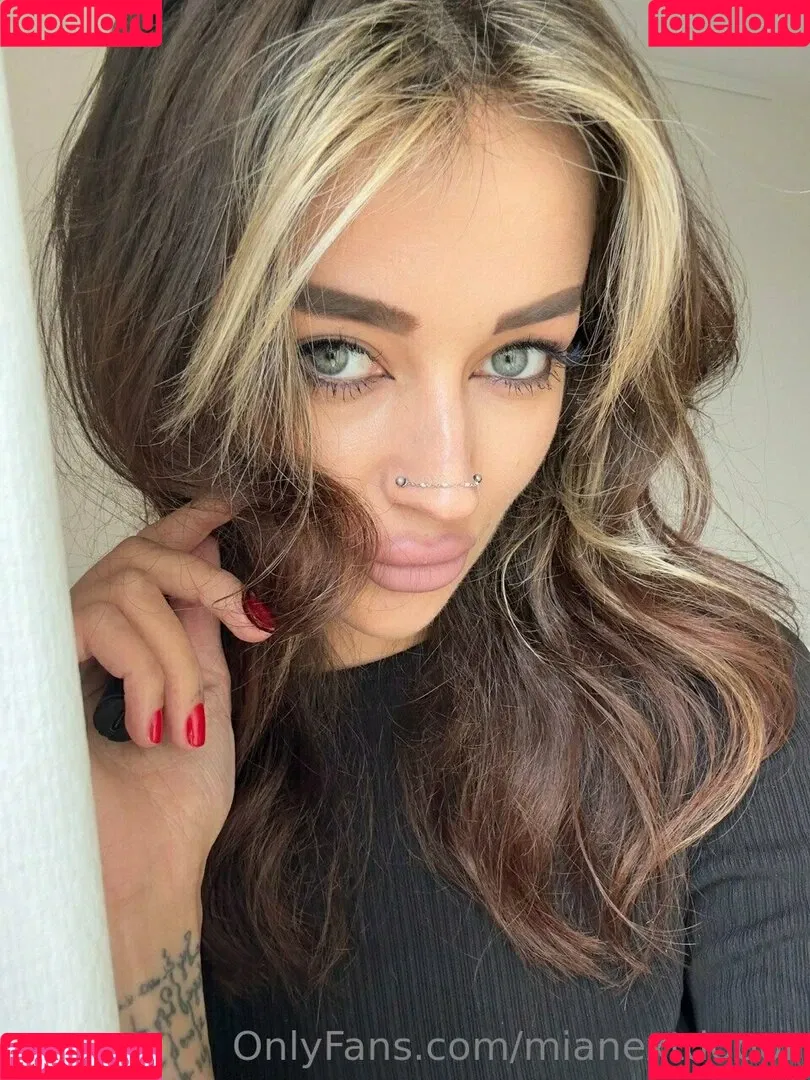 mianextdooor Onlyfans Photo Gallery 