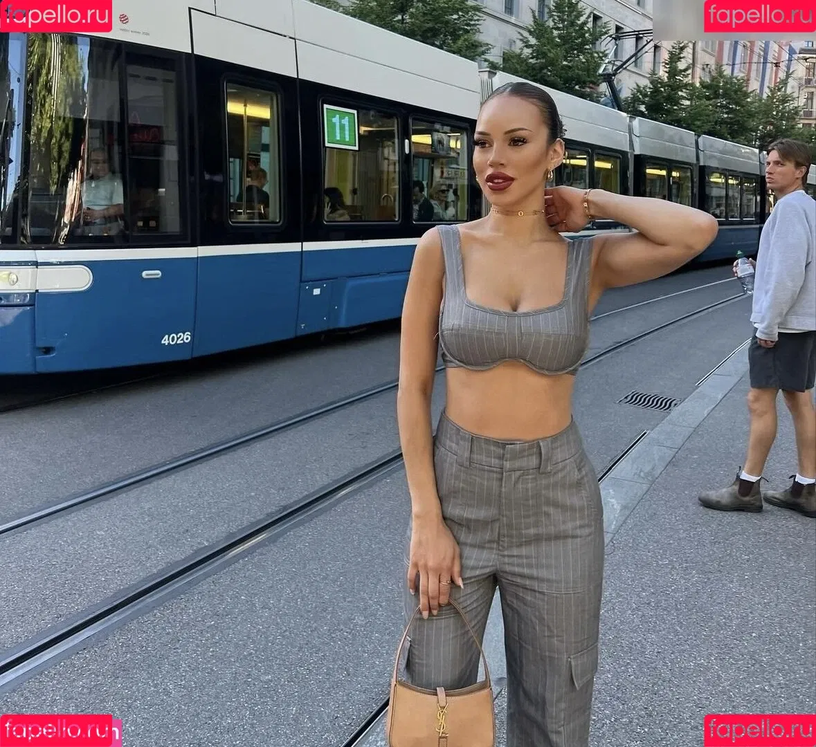 Ana Claudia Onlyfans Photo Gallery 