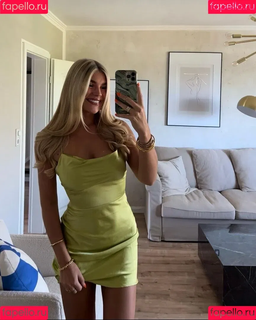 Fiichen Onlyfans Photo Gallery 
