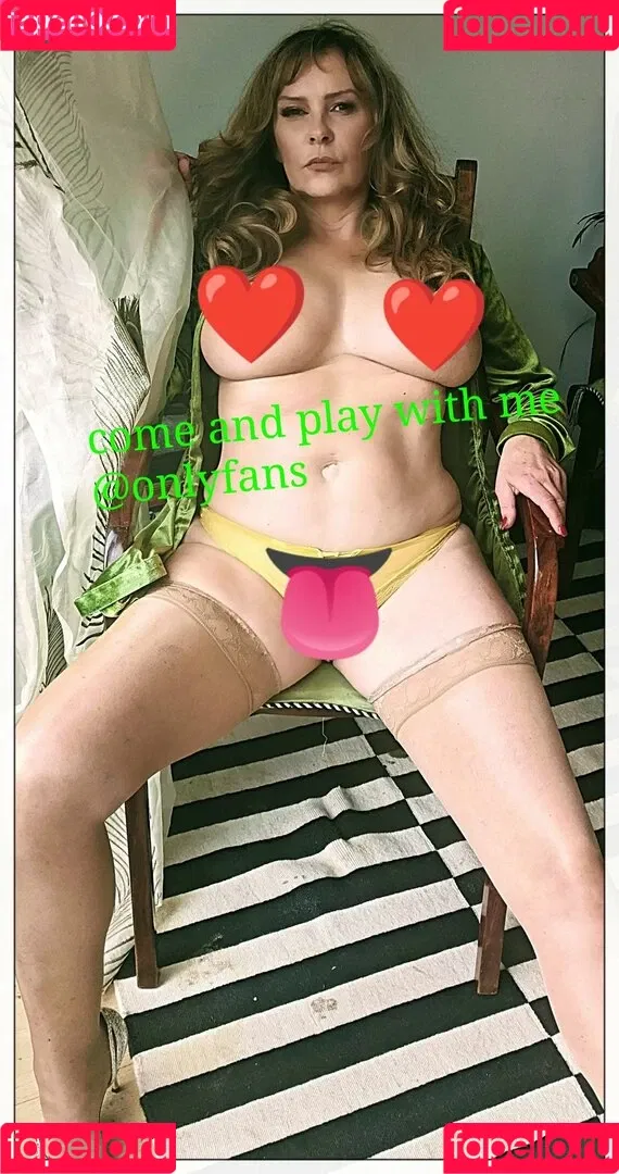 Donna Ewin Onlyfans Photo Gallery 
