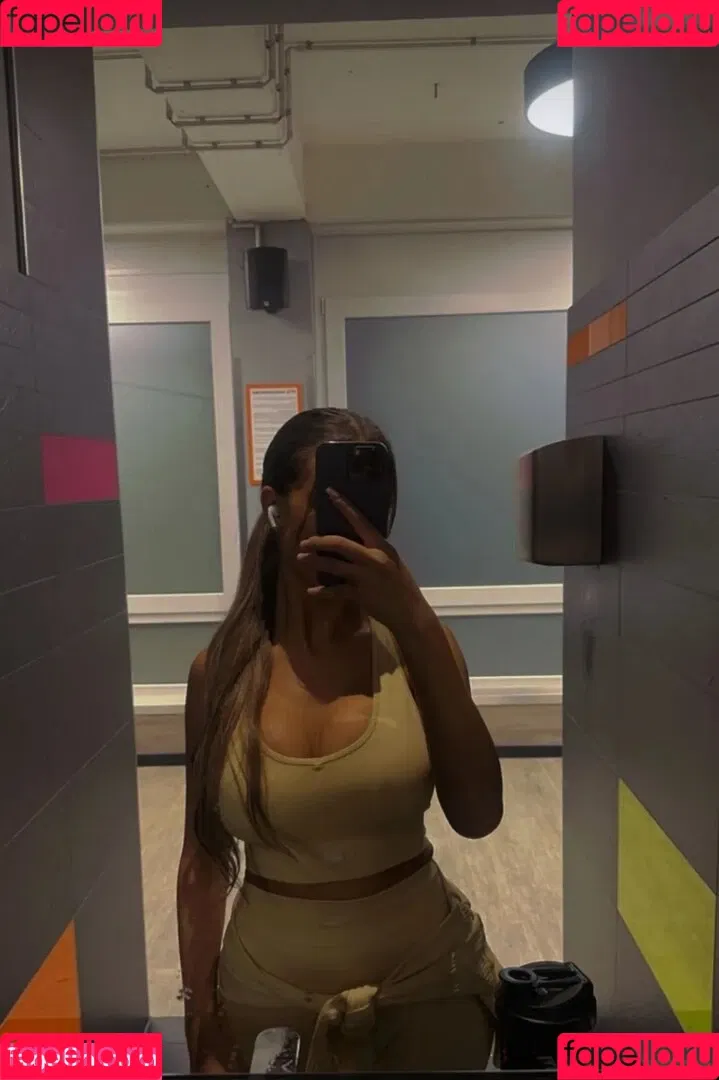 Sarah Saritah Onlyfans Photo Gallery 