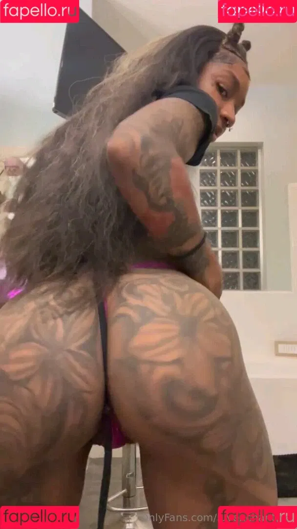 luvenchanting Onlyfans Photo Gallery 