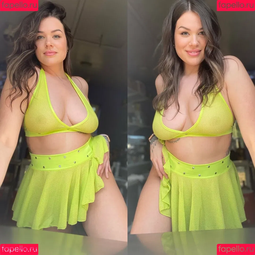 Barista_Cassi_ Onlyfans Photo Gallery 