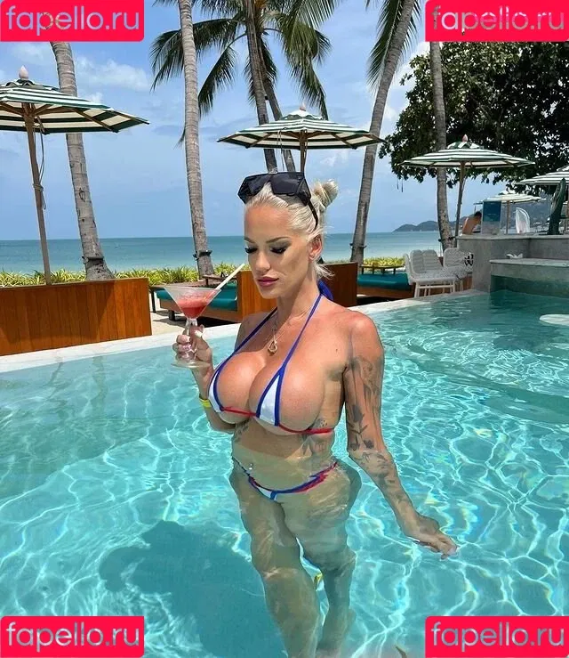 Tiffy Hollywood Onlyfans Photo Gallery 