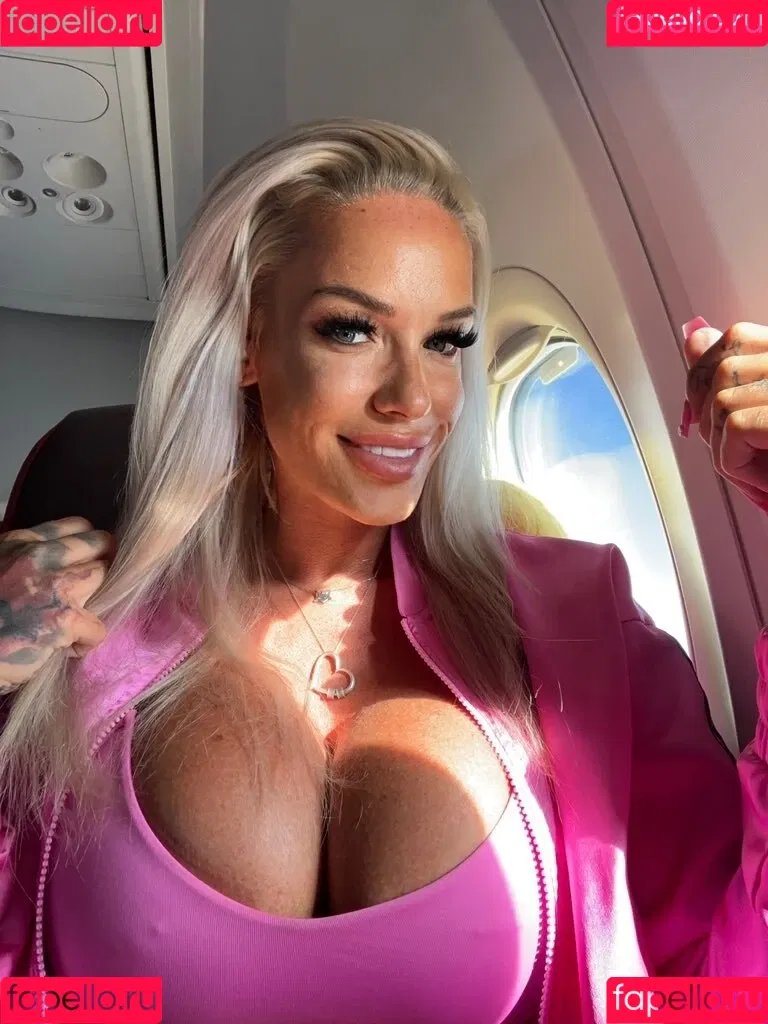 Tiffy Hollywood Onlyfans Photo Gallery 
