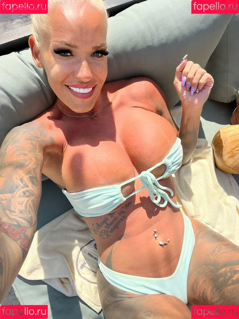 Tiffy Hollywood Onlyfans Photo Gallery 