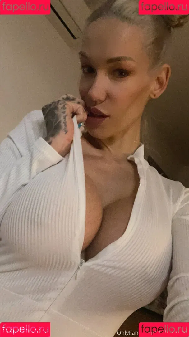 Tiffy Hollywood Onlyfans Photo Gallery 