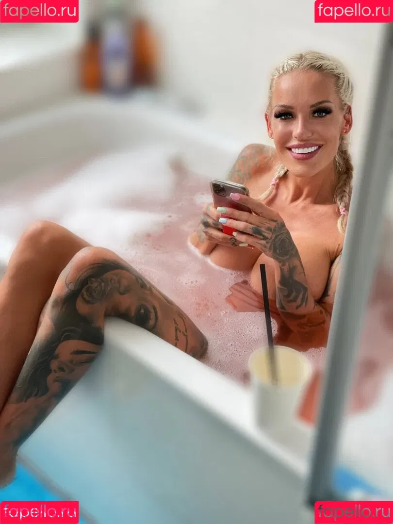 Tiffy Hollywood Onlyfans Photo Gallery 