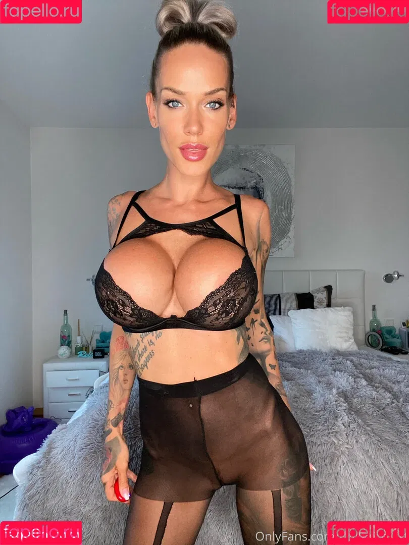 Tiffy Hollywood Onlyfans Photo Gallery 