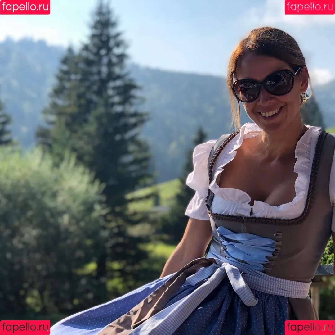 Elena Bruhn Onlyfans Photo Gallery 