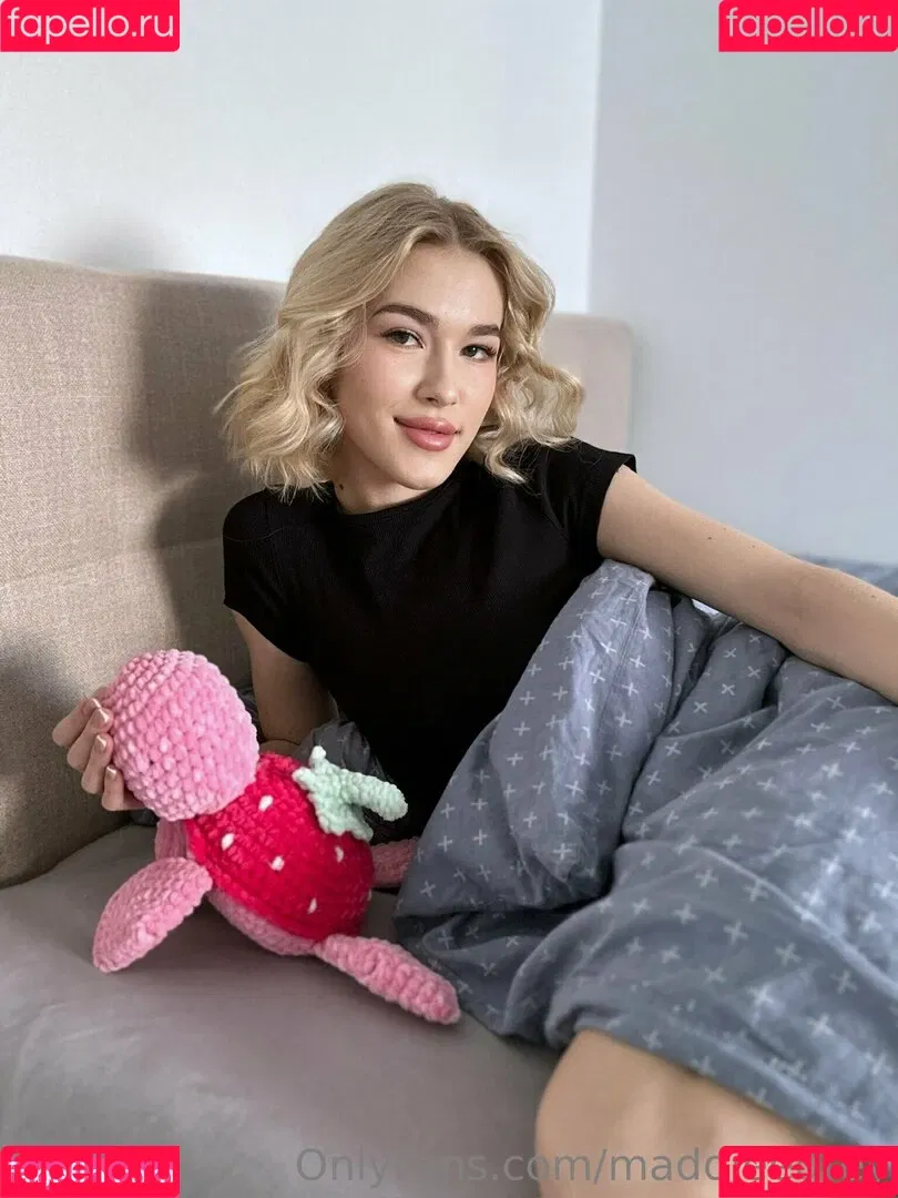 maddieegrey Onlyfans Photo Gallery 