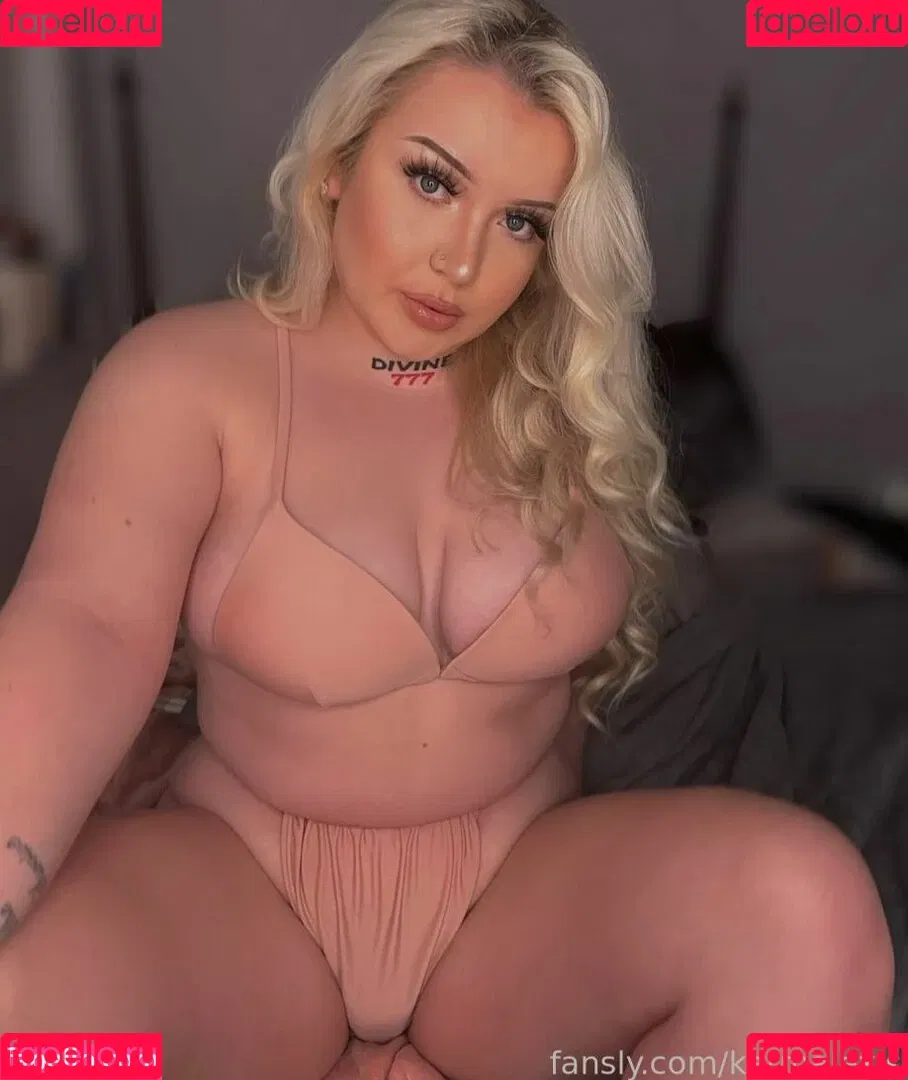 karmalexis Onlyfans Photo Gallery 