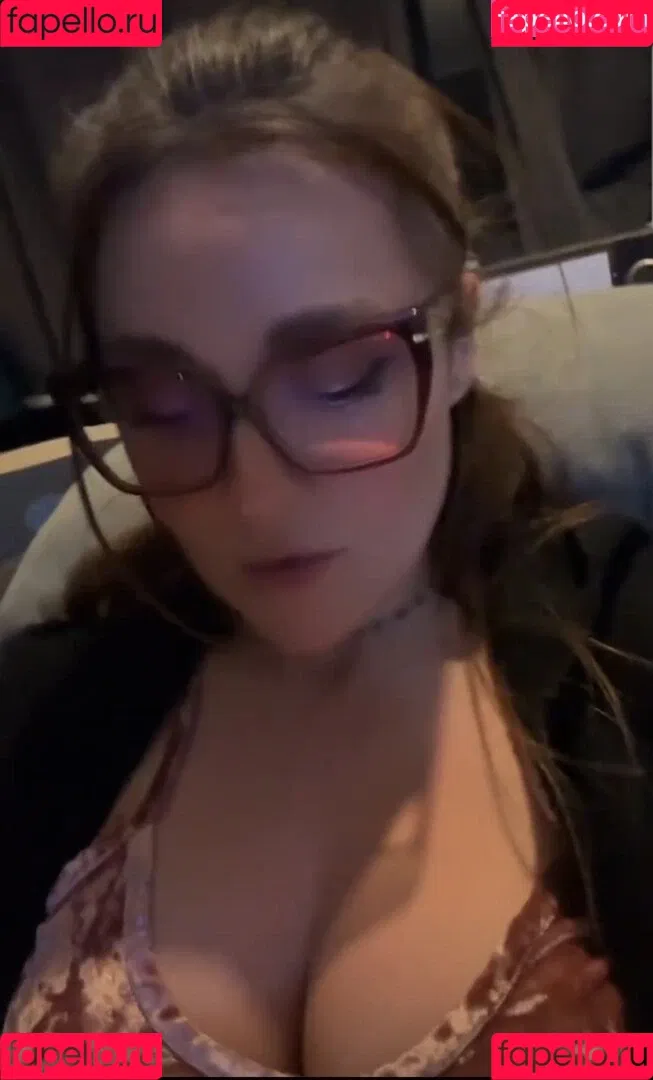 Regina Hixt Onlyfans Photo Gallery 