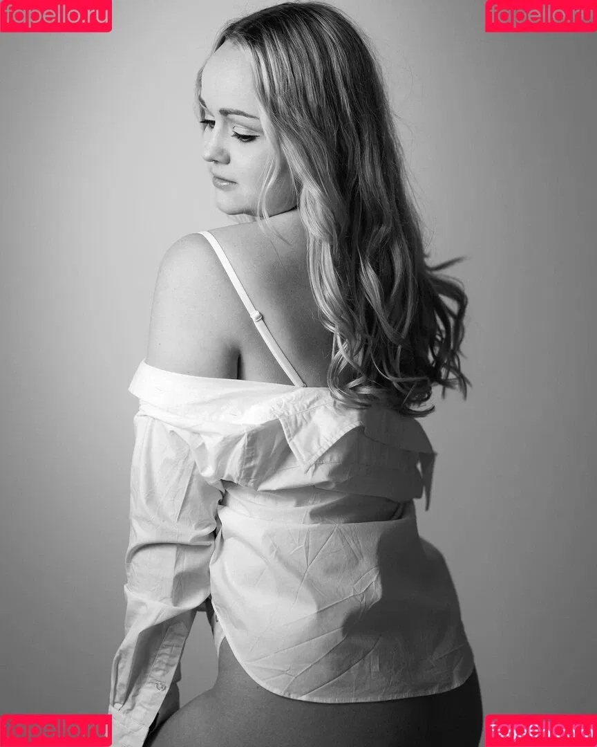 Laura-Helen Kleinert Onlyfans Photo Gallery 