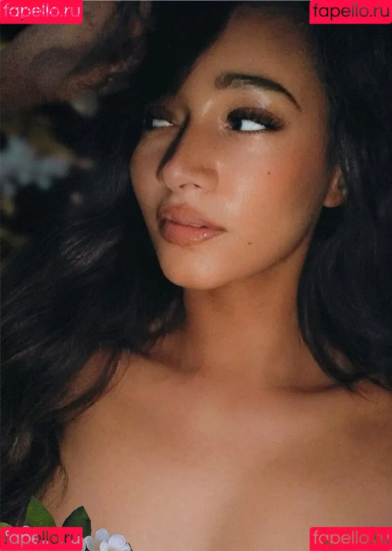 Gabriella De Almeida Rinne Onlyfans Photo Gallery 