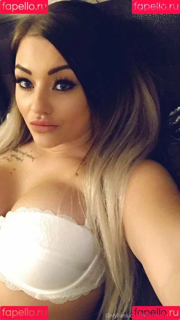 tinkonlyfansxo Onlyfans Photo Gallery 