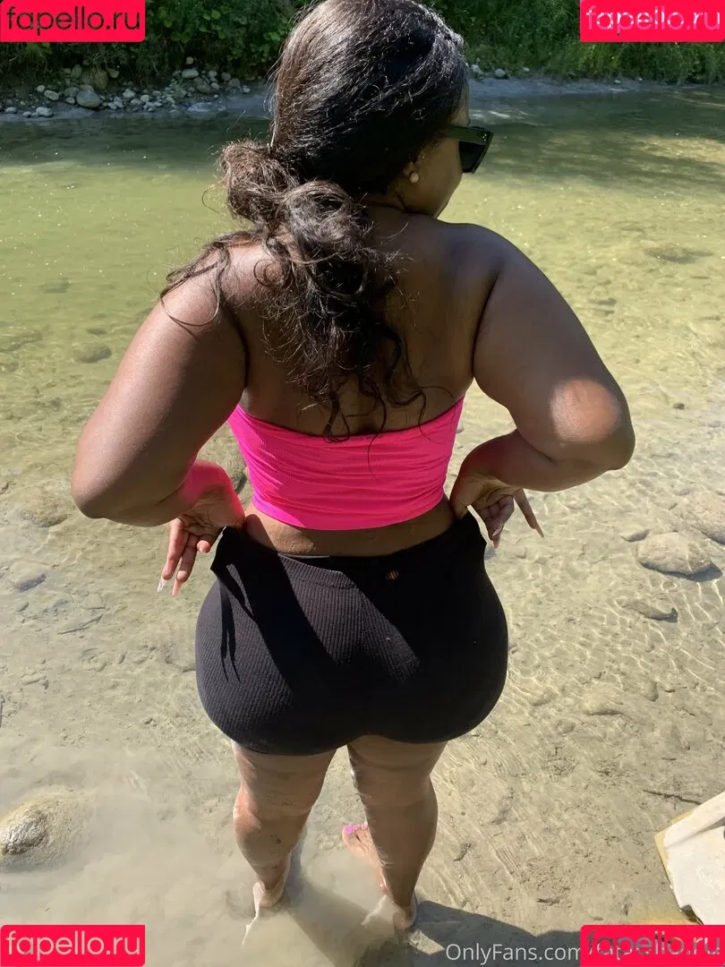 fatassbaddie Onlyfans Photo Gallery 