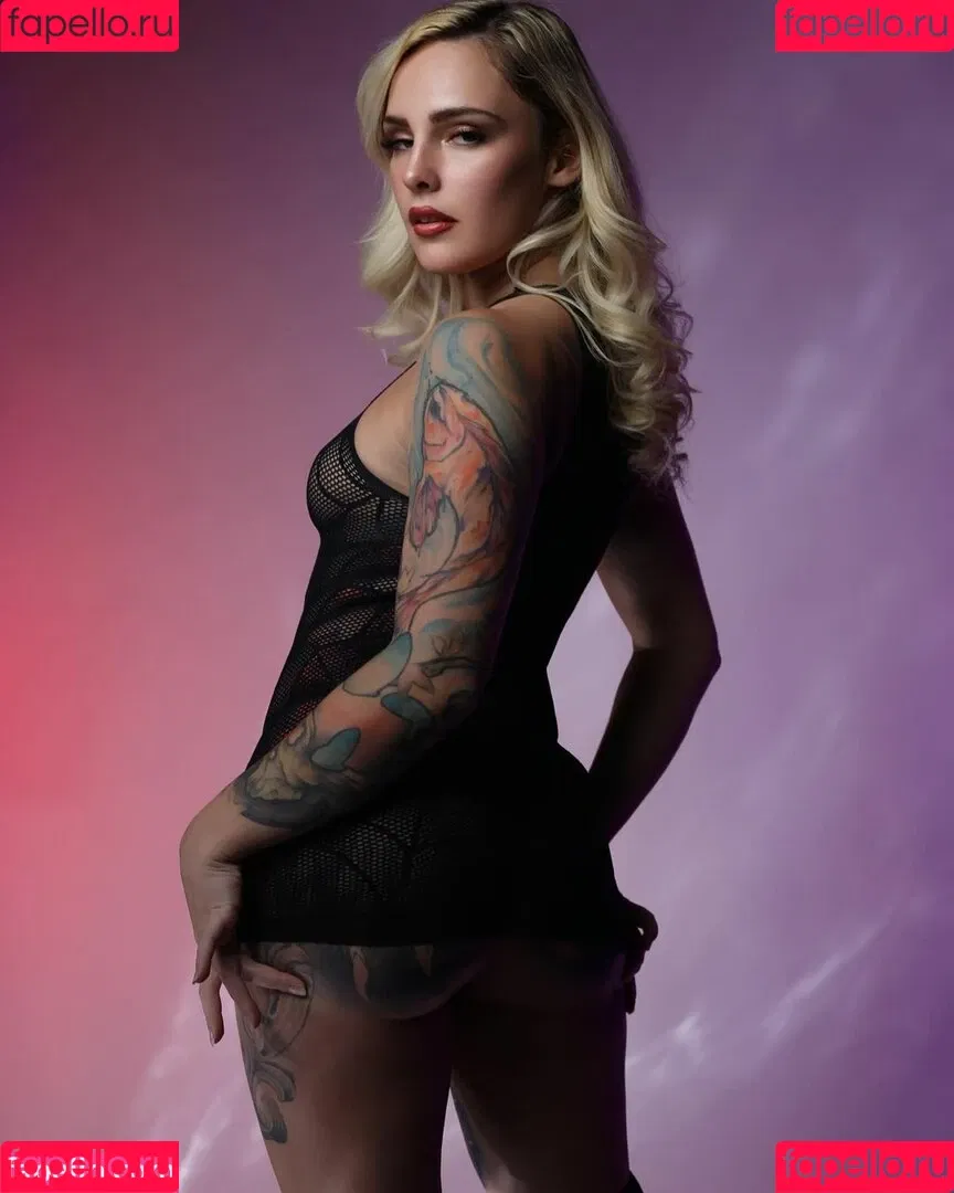 Virginia Suicide Onlyfans Photo Gallery 