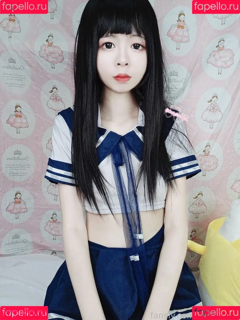 DollyMew Onlyfans Photo Gallery 