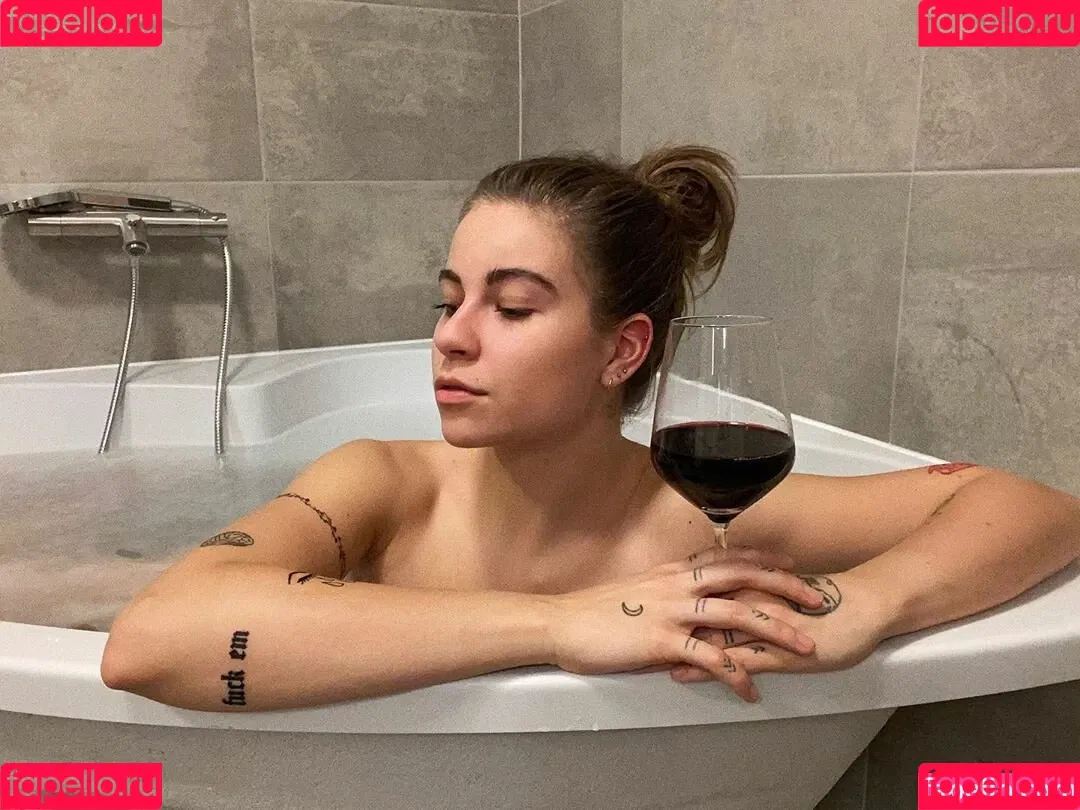 Melina Sophie Onlyfans Photo Gallery 