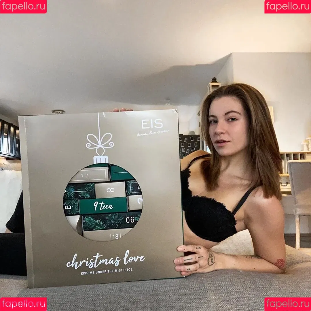 Melina Sophie Onlyfans Photo Gallery 
