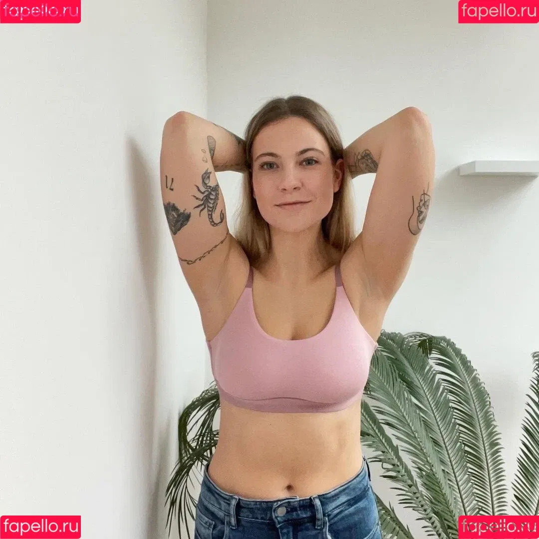 Melina Sophie Onlyfans Photo Gallery 