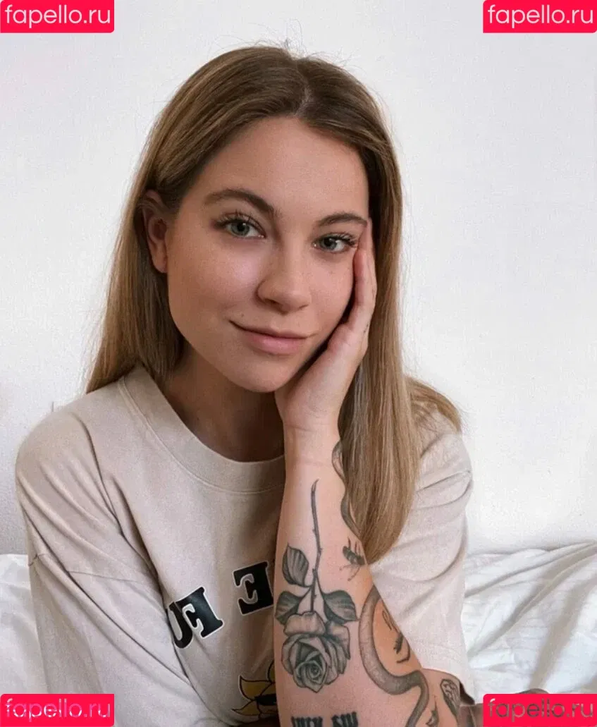Melina Sophie Onlyfans Photo Gallery 