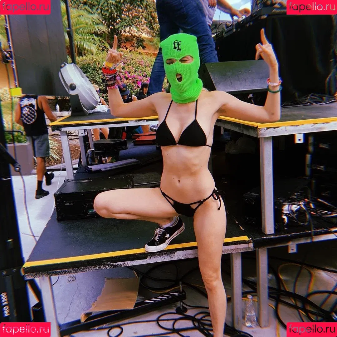 Dani Thorne Onlyfans Photo Gallery 