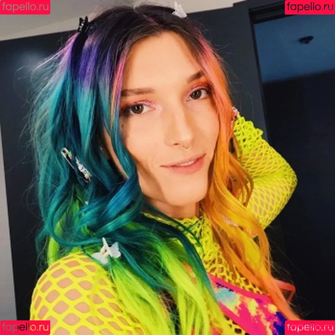 Dani Thorne Onlyfans Photo Gallery 