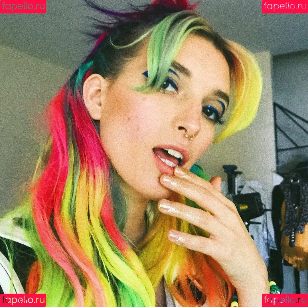 Dani Thorne Onlyfans Photo Gallery 