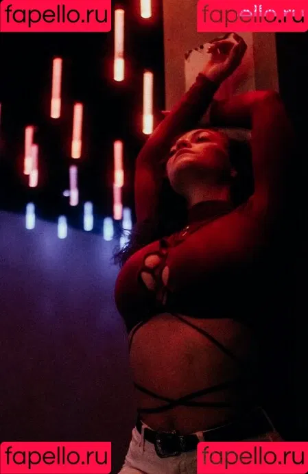 Nele Boudoir Onlyfans Photo Gallery 