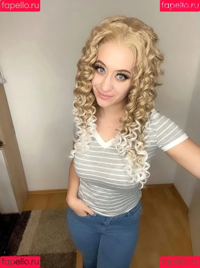 Joana Headbang Onlyfans Photo Gallery 