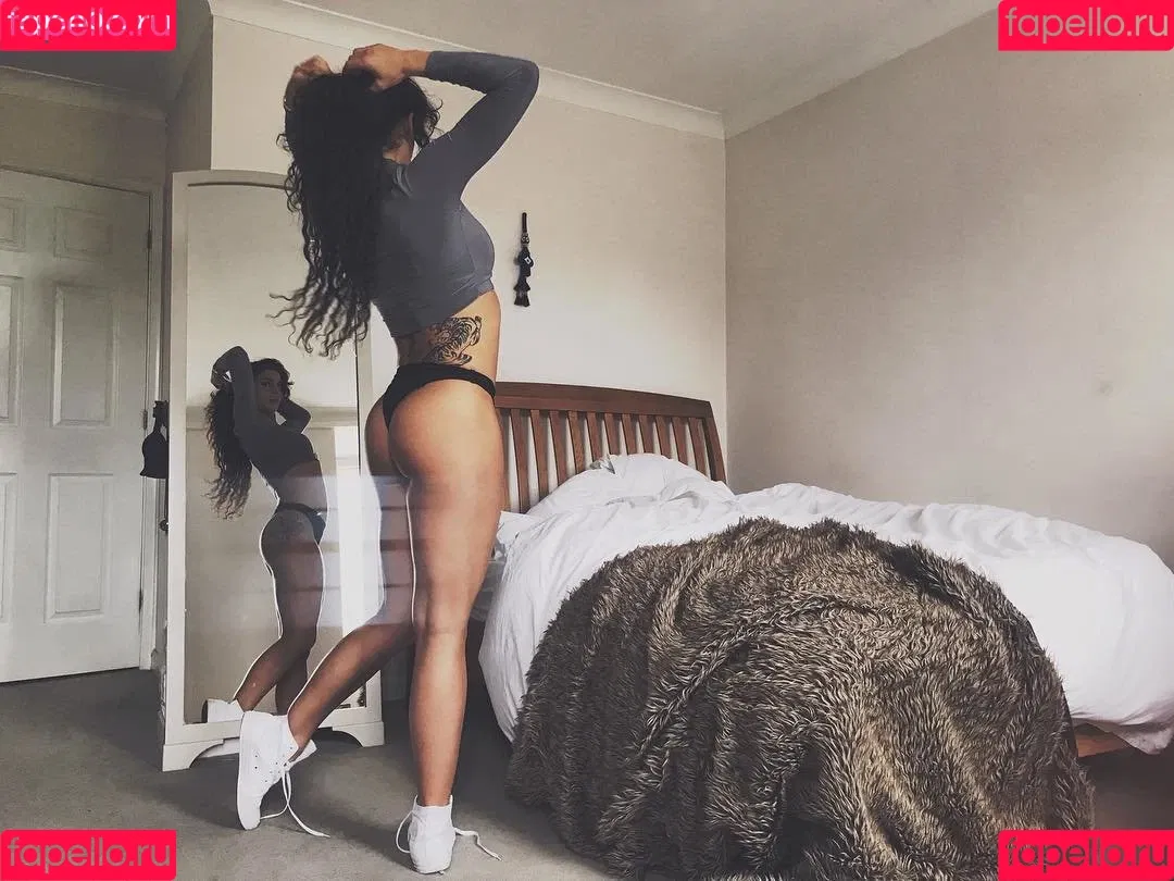 Pahrnia Parsons Onlyfans Photo Gallery 