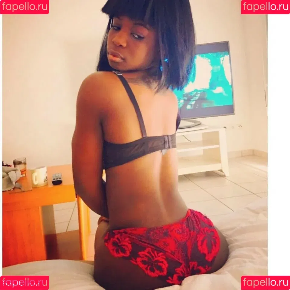 Falones Onlyfans Photo Gallery 