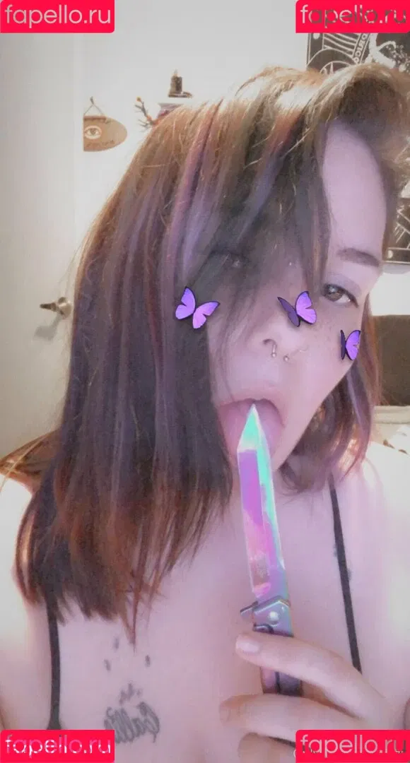 viezu Onlyfans Photo Gallery 