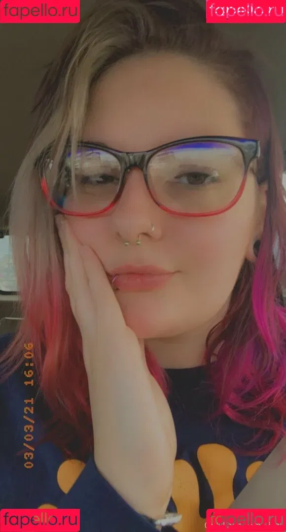viezu Onlyfans Photo Gallery 
