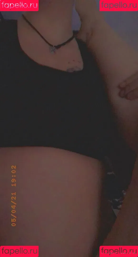 viezu Onlyfans Photo Gallery 