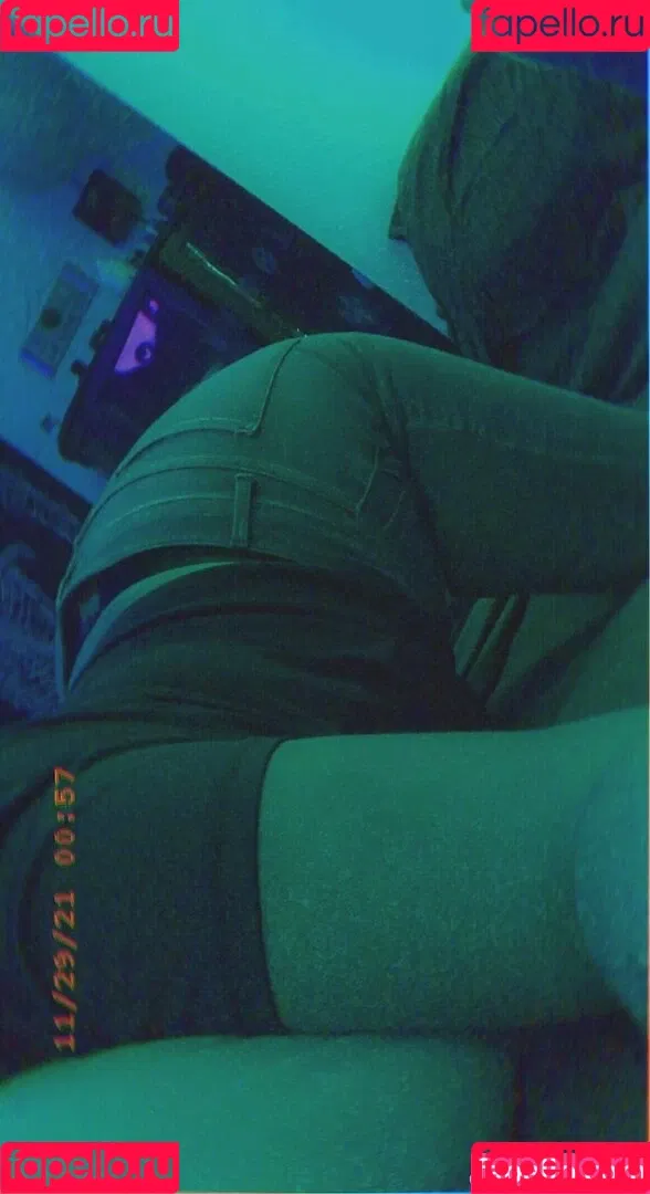 viezu Onlyfans Photo Gallery 