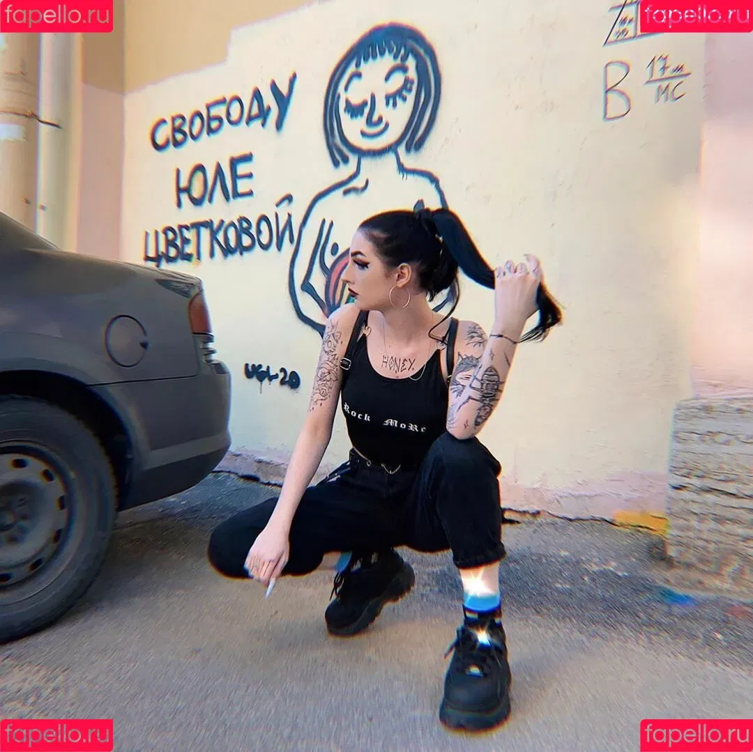 Julia Molligan Onlyfans Photo Gallery 