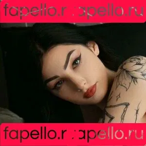 Julia Molligan Onlyfans Photo Gallery 