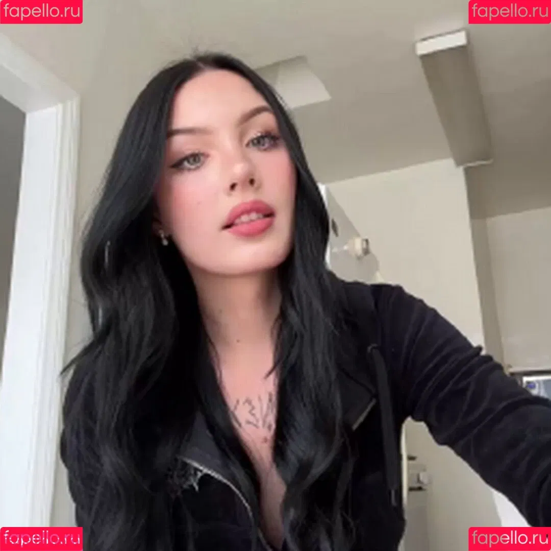 Julia Molligan Onlyfans Photo Gallery 